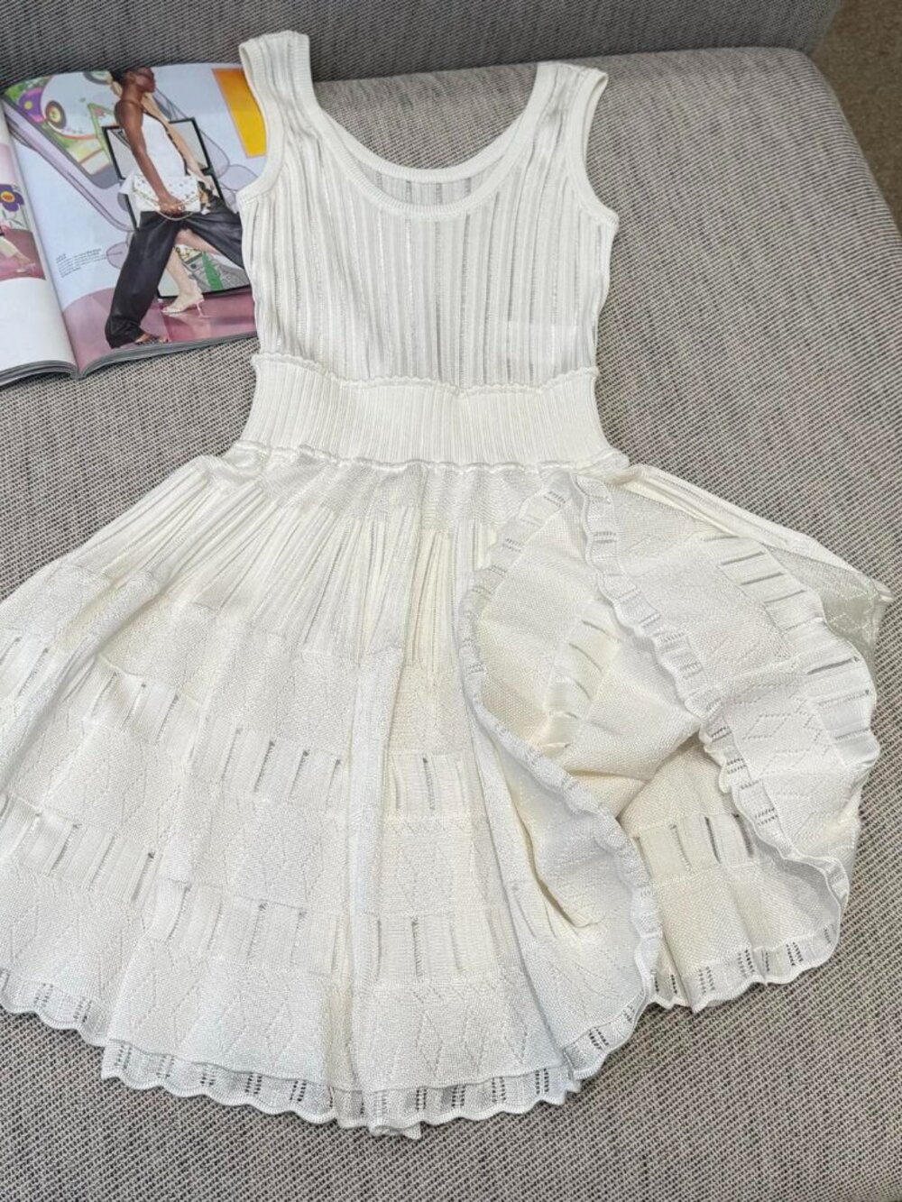 Alaïa White Knitted Sleeveless Waist-Defining Dress